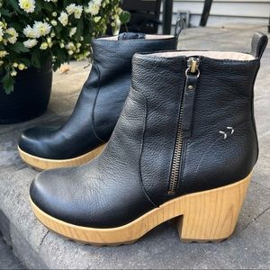 Dr. Scholl’s block heel ankle boot